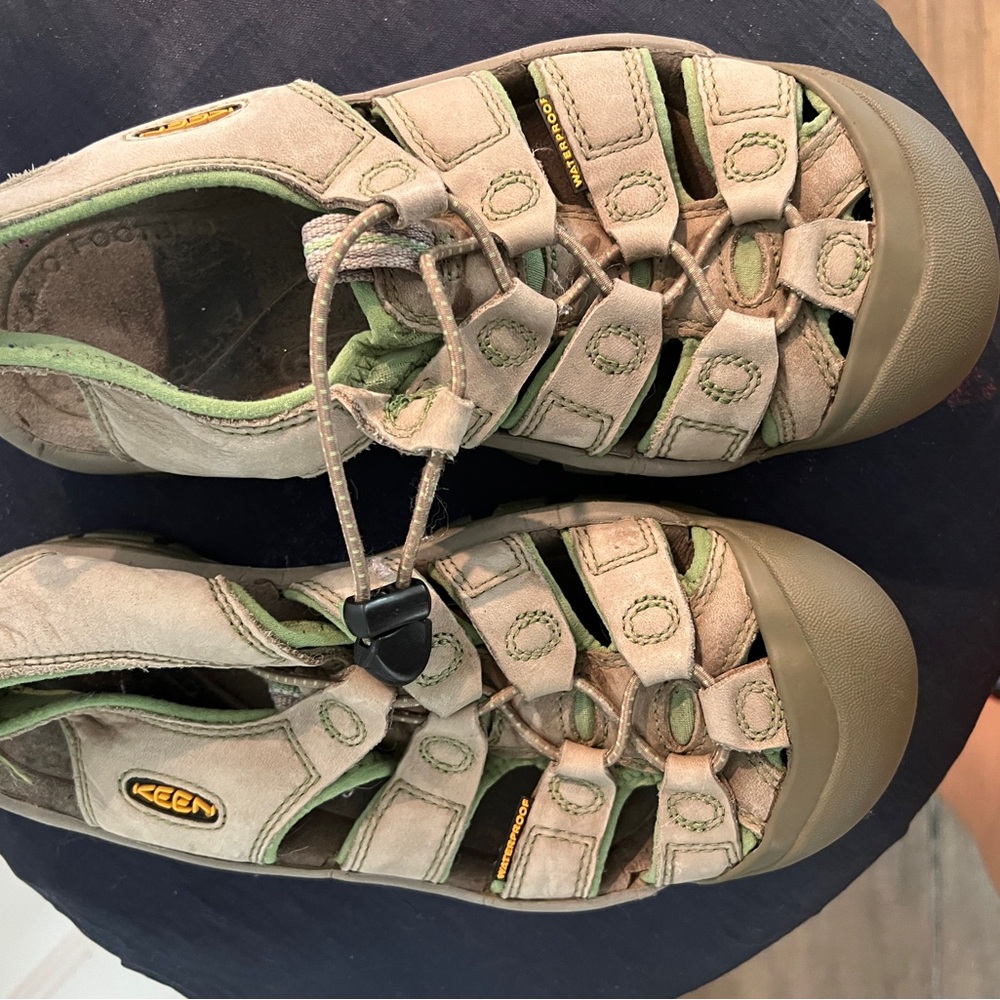 KEEN Kids' Tan and Green Sandals